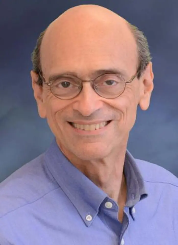 Headshot of David Shapiro
